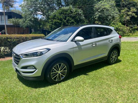 HYUNDAI TUCSON 1.6 16V T-GDI GASOLINA GLS ECOSHIFT HYUNDAI TUCSON 1.6 16V T-GDI GASOLINA GLS ECOSHIFT